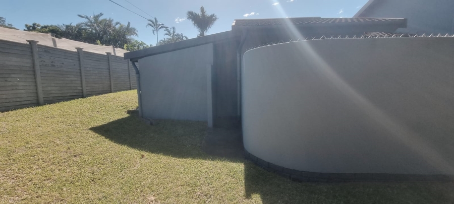 3 Bedroom Property for Sale in Uvongo KwaZulu-Natal