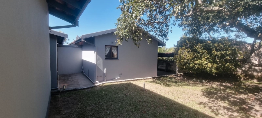 3 Bedroom Property for Sale in Uvongo KwaZulu-Natal
