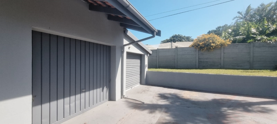 3 Bedroom Property for Sale in Uvongo KwaZulu-Natal