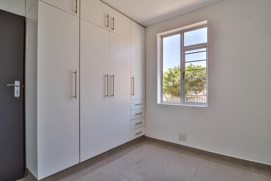2 Bedroom Property for Sale in Essenwood KwaZulu-Natal