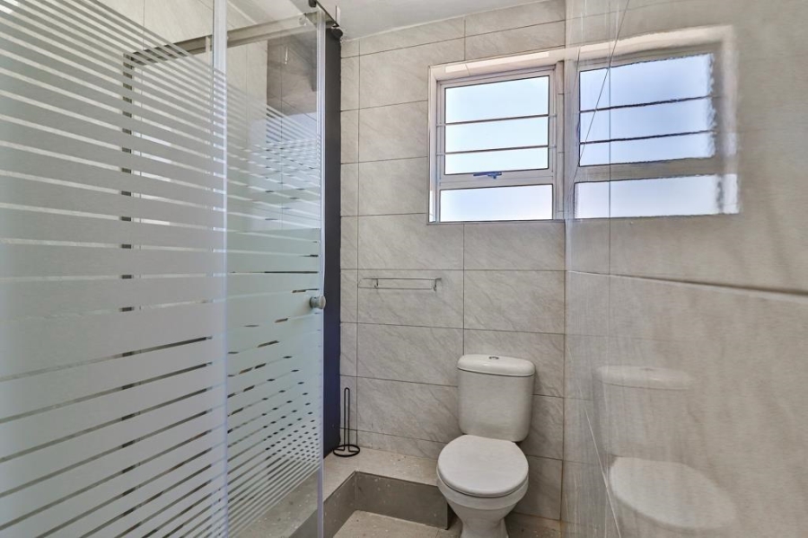 2 Bedroom Property for Sale in Essenwood KwaZulu-Natal