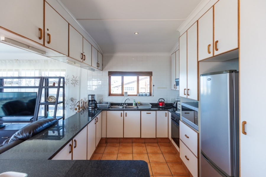 7 Bedroom Property for Sale in Uvongo KwaZulu-Natal
