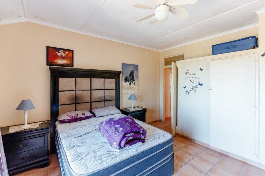 7 Bedroom Property for Sale in Uvongo KwaZulu-Natal