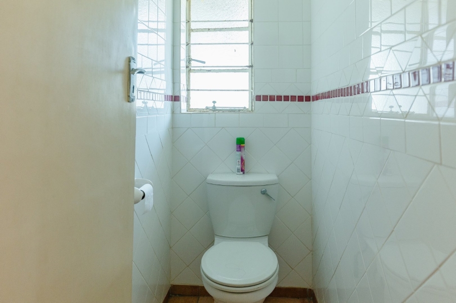 7 Bedroom Property for Sale in Uvongo KwaZulu-Natal
