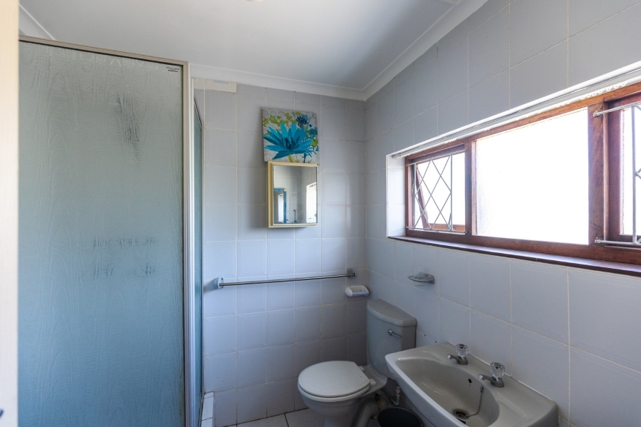7 Bedroom Property for Sale in Uvongo KwaZulu-Natal