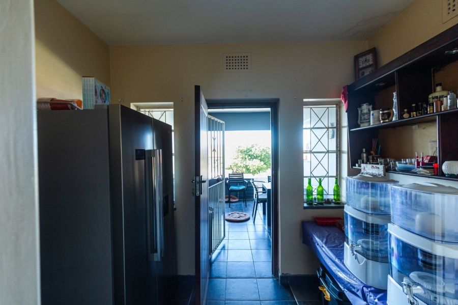 7 Bedroom Property for Sale in Uvongo KwaZulu-Natal