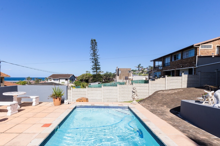 7 Bedroom Property for Sale in Uvongo KwaZulu-Natal