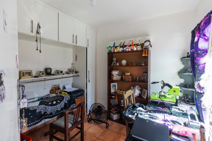 7 Bedroom Property for Sale in Uvongo KwaZulu-Natal