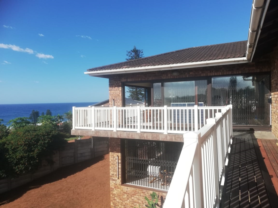 5 Bedroom Property for Sale in Sea Park KwaZulu-Natal