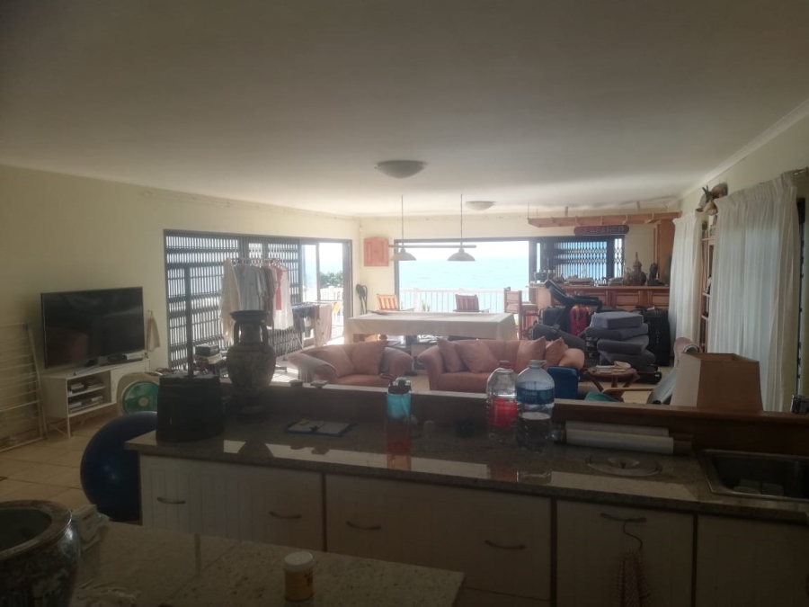 5 Bedroom Property for Sale in Sea Park KwaZulu-Natal