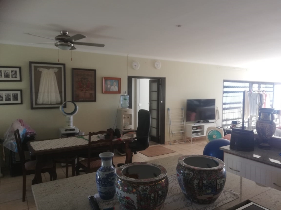 5 Bedroom Property for Sale in Sea Park KwaZulu-Natal
