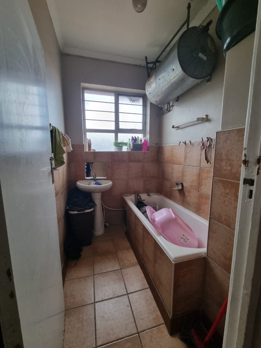 2 Bedroom Property for Sale in Umbilo KwaZulu-Natal
