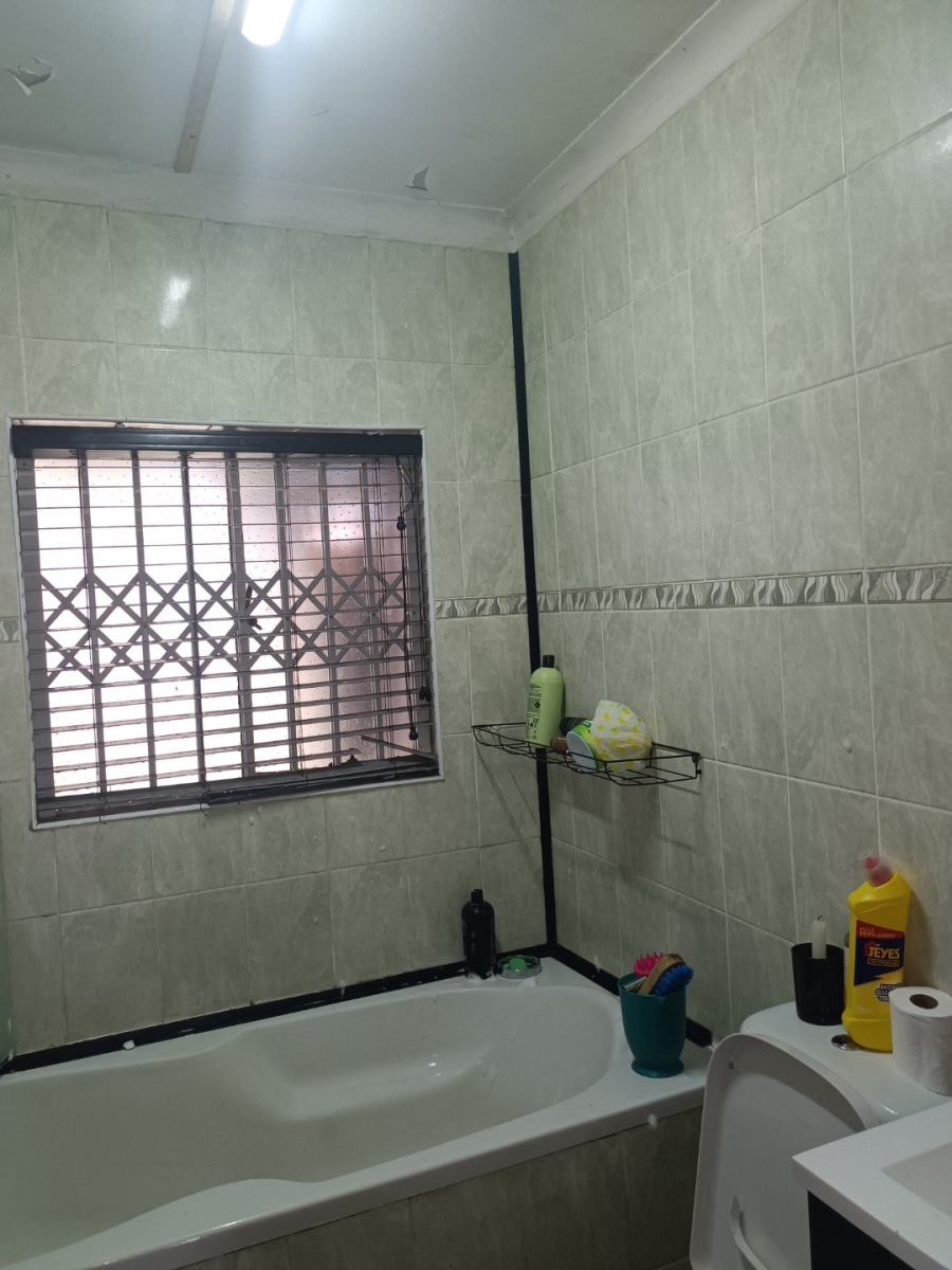 3 Bedroom Property for Sale in Cleland KwaZulu-Natal