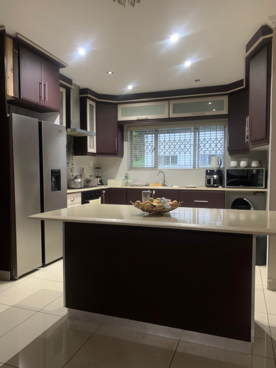 3 Bedroom Property for Sale in Essenwood KwaZulu-Natal