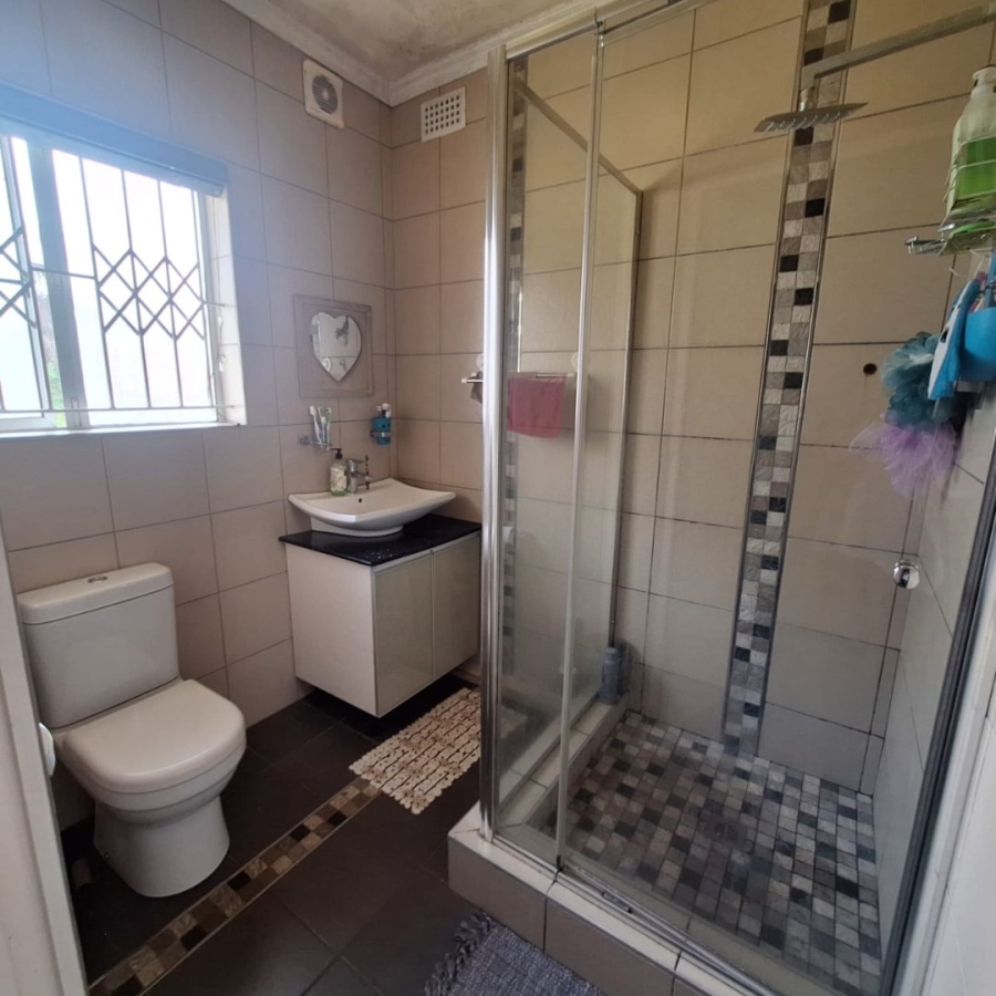 3 Bedroom Property for Sale in Essenwood KwaZulu-Natal