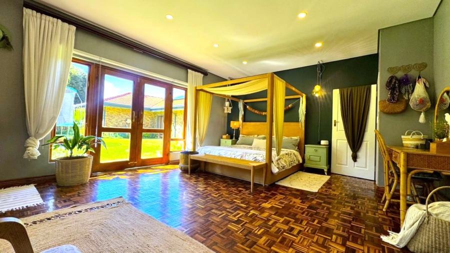 5 Bedroom Property for Sale in Huttenheights KwaZulu-Natal