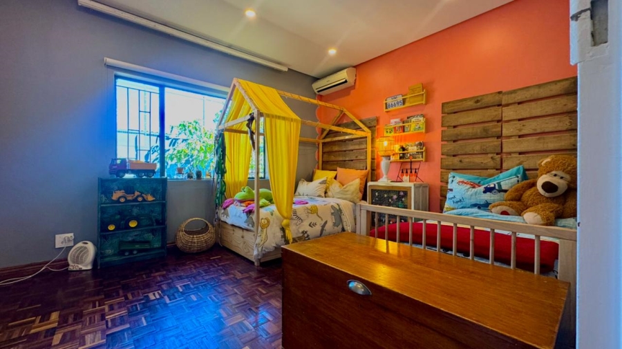 5 Bedroom Property for Sale in Huttenheights KwaZulu-Natal