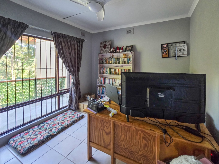 3 Bedroom Property for Sale in Uvongo KwaZulu-Natal