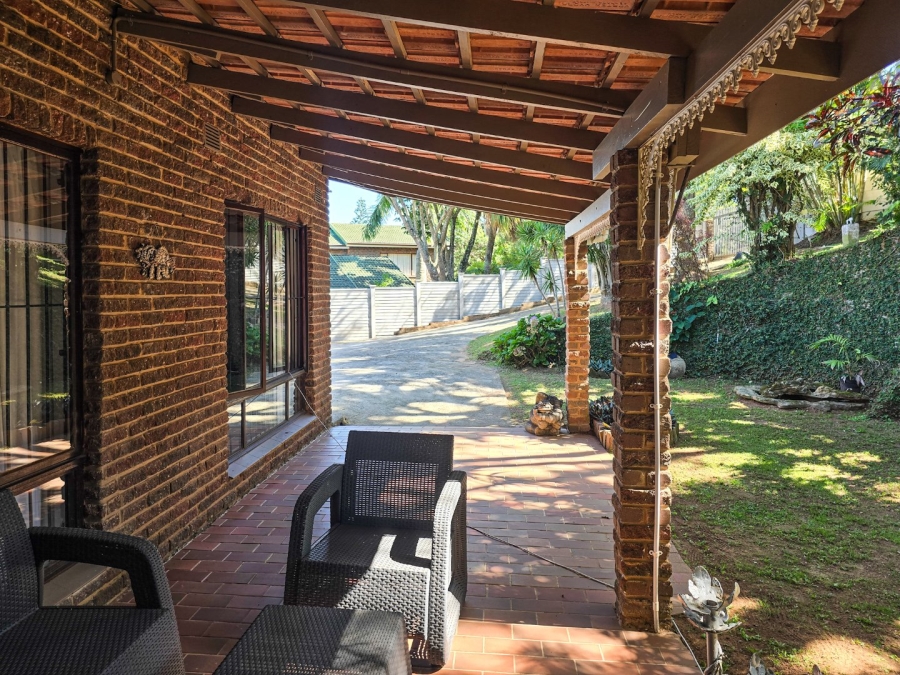 3 Bedroom Property for Sale in Uvongo KwaZulu-Natal