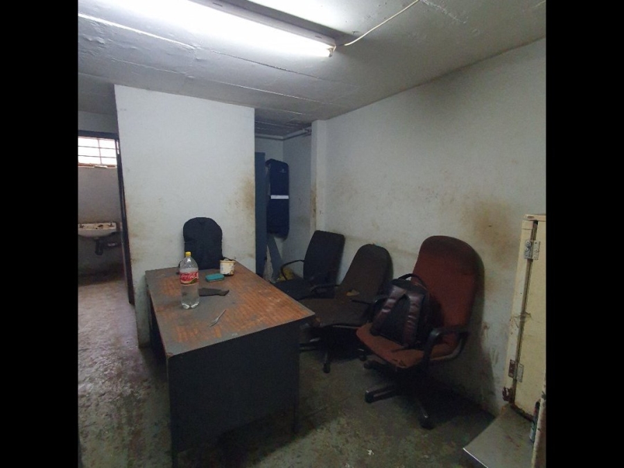 To Let Commercial Property for Rent in Jacobs KwaZulu-Natal