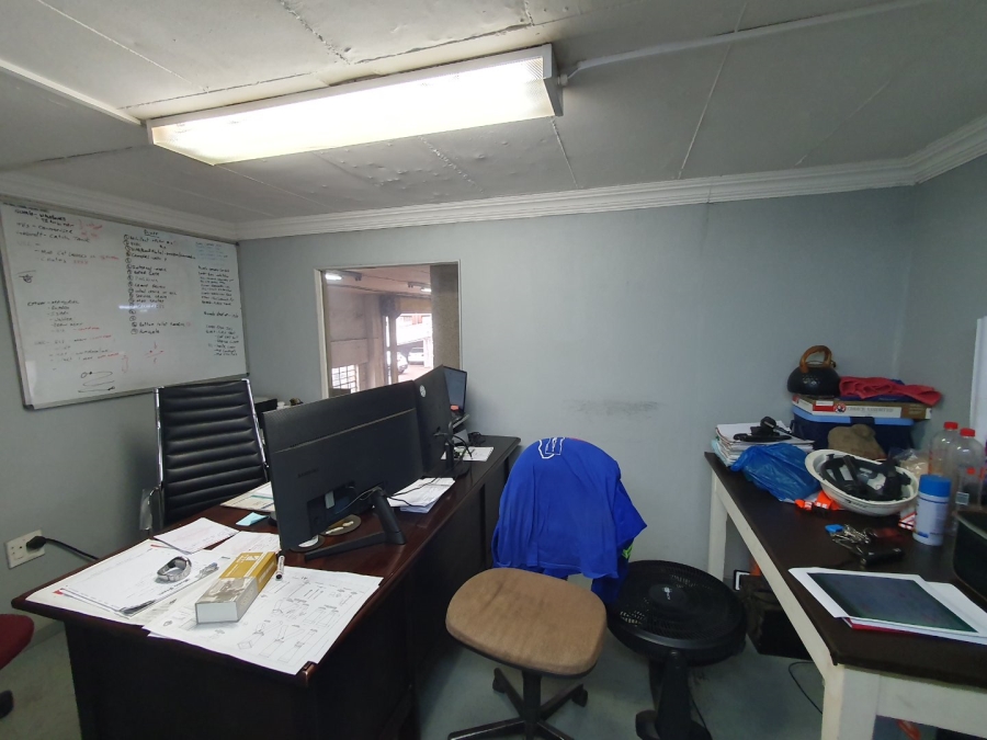 To Let Commercial Property for Rent in Jacobs KwaZulu-Natal