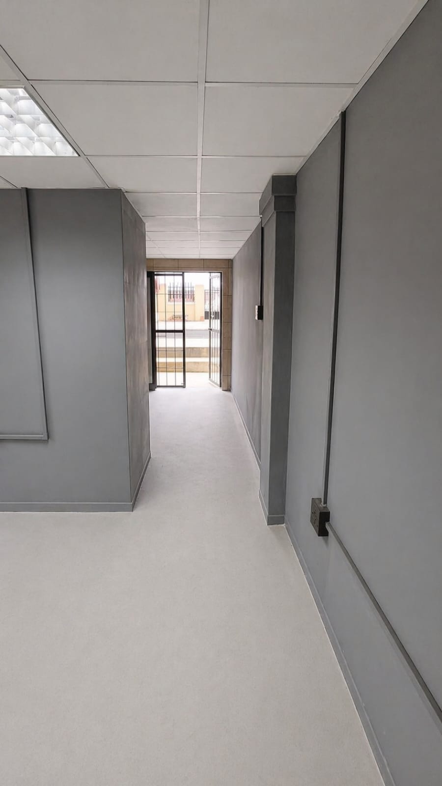 To Let Commercial Property for Rent in Bluff KwaZulu-Natal