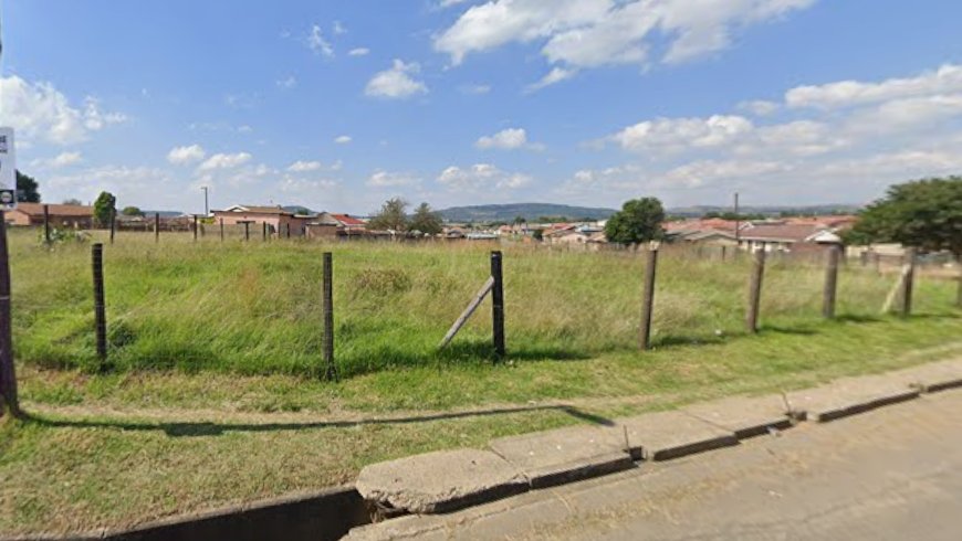 Commercial Property for Sale in Sibongile KwaZulu-Natal