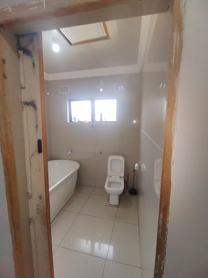  Bedroom Property for Sale in Savannah Park KwaZulu-Natal
