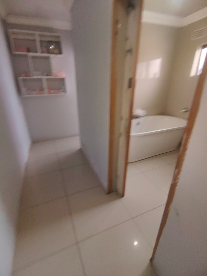  Bedroom Property for Sale in Savannah Park KwaZulu-Natal