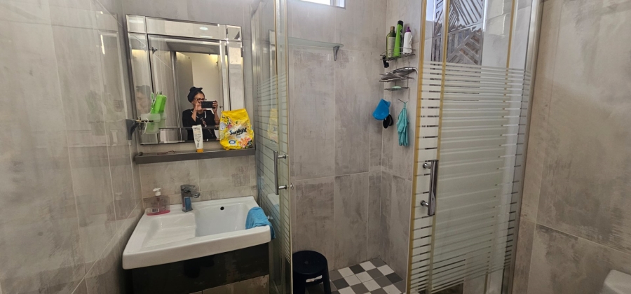 2 Bedroom Property for Sale in North Beach KwaZulu-Natal