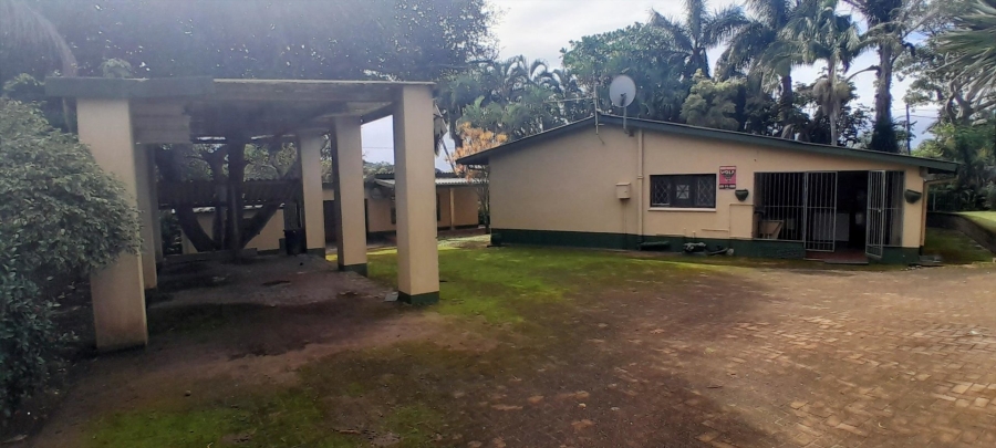 4 Bedroom Property for Sale in Uvongo KwaZulu-Natal