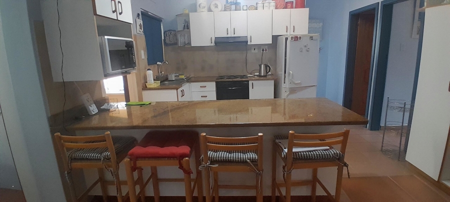 4 Bedroom Property for Sale in Uvongo KwaZulu-Natal