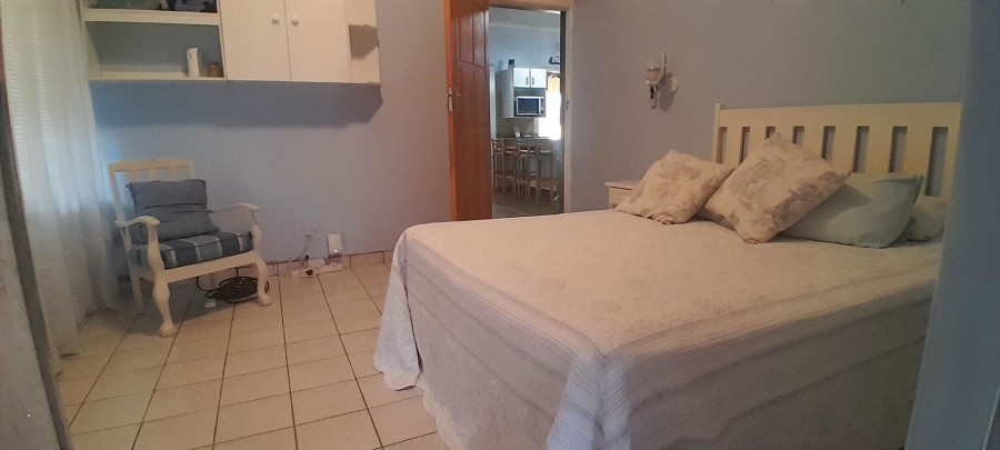 4 Bedroom Property for Sale in Uvongo KwaZulu-Natal