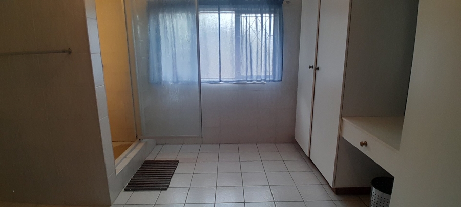 4 Bedroom Property for Sale in Uvongo KwaZulu-Natal