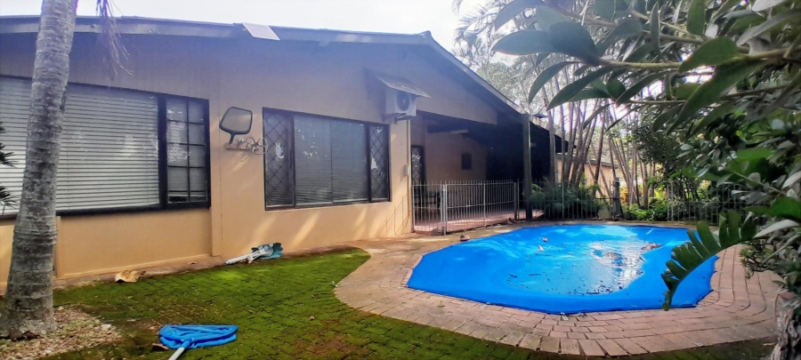 4 Bedroom Property for Sale in Uvongo KwaZulu-Natal