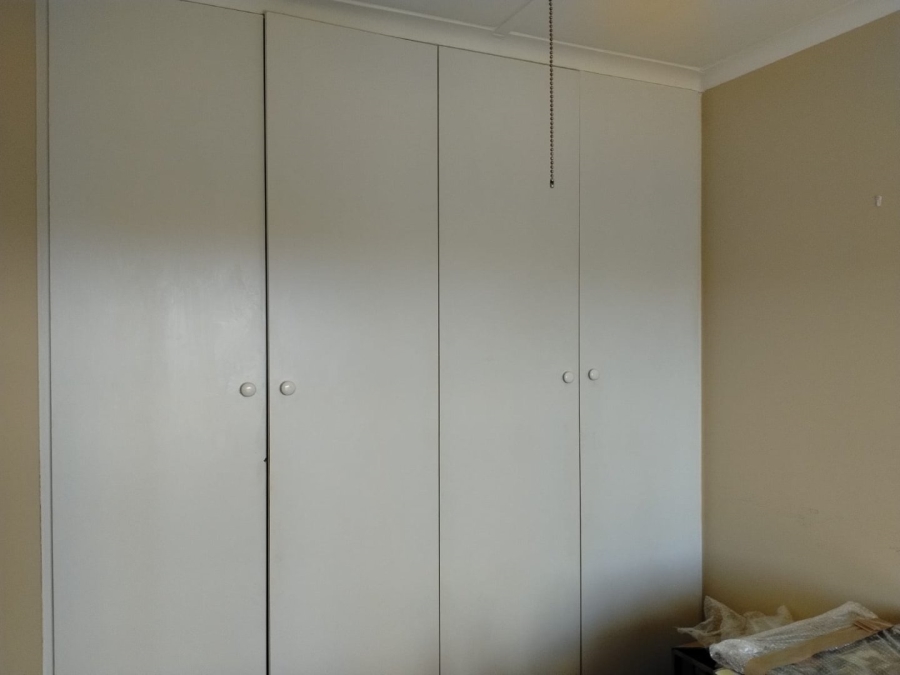 2 Bedroom Property for Sale in Scottburgh Central KwaZulu-Natal