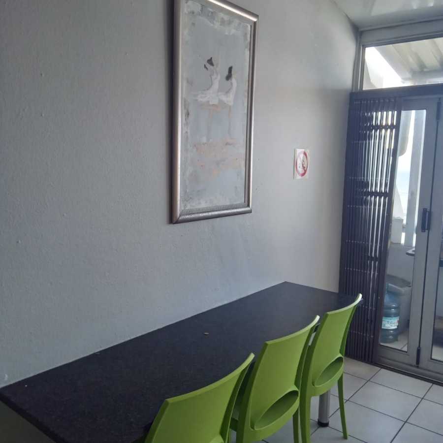 2 Bedroom Property for Sale in Uvongo KwaZulu-Natal