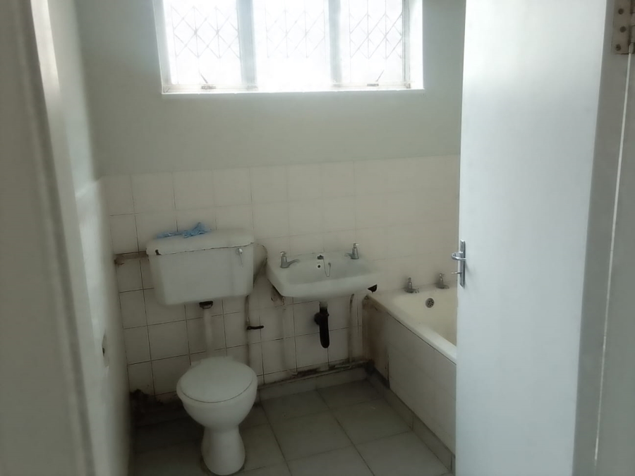 1 Bedroom Property for Sale in Bulwer KwaZulu-Natal
