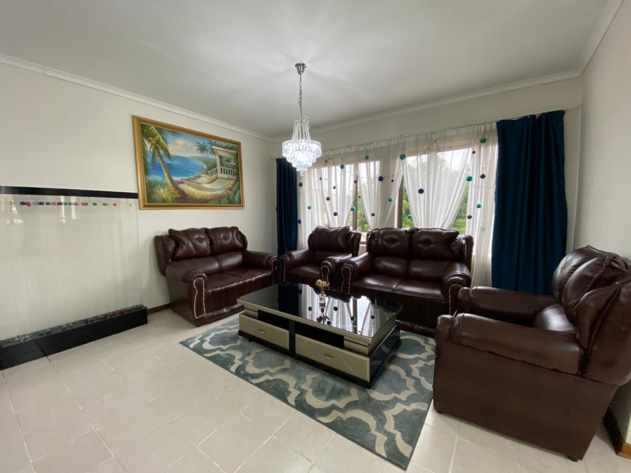 3 Bedroom Property for Sale in Schuinshoogte KwaZulu-Natal