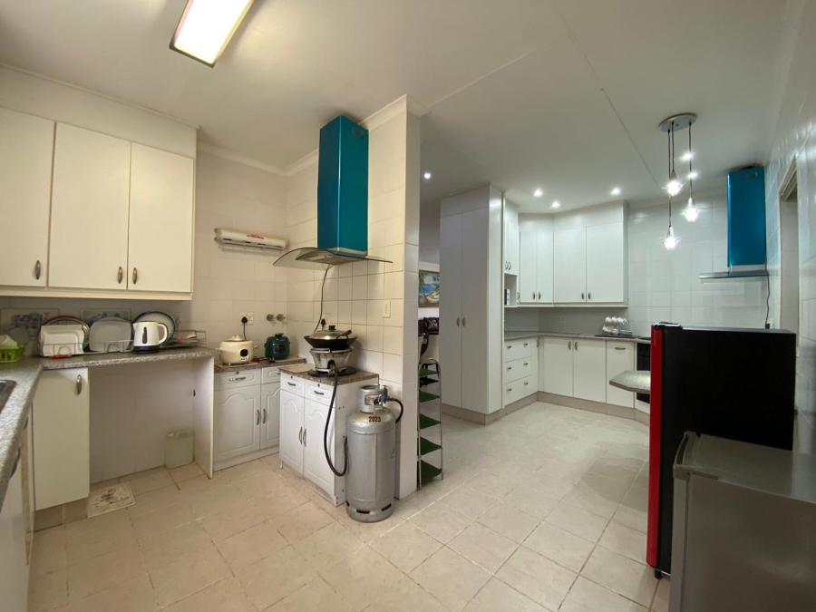 3 Bedroom Property for Sale in Schuinshoogte KwaZulu-Natal