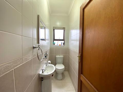 3 Bedroom Property for Sale in Schuinshoogte KwaZulu-Natal