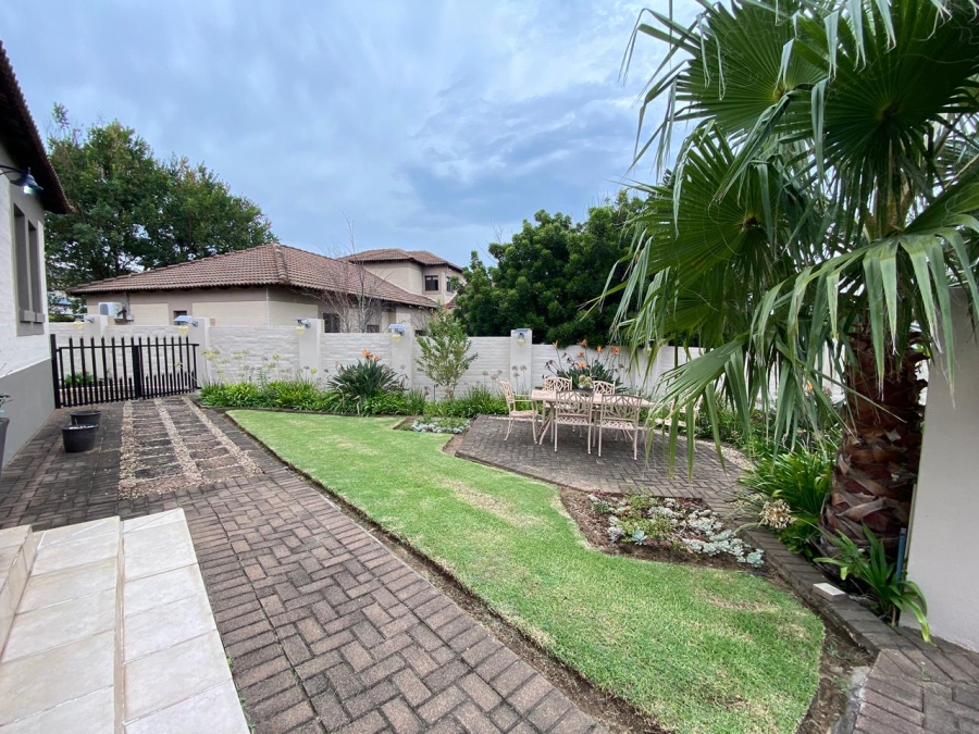 3 Bedroom Property for Sale in Schuinshoogte KwaZulu-Natal