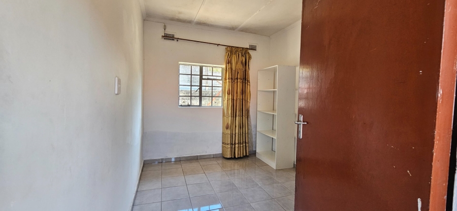 To Let 2 Bedroom Property for Rent in Highridge KwaZulu-Natal