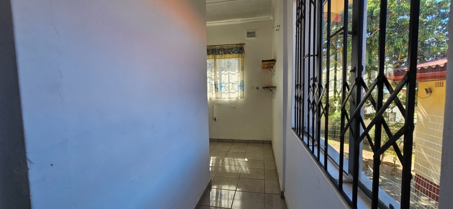 To Let 2 Bedroom Property for Rent in Highridge KwaZulu-Natal