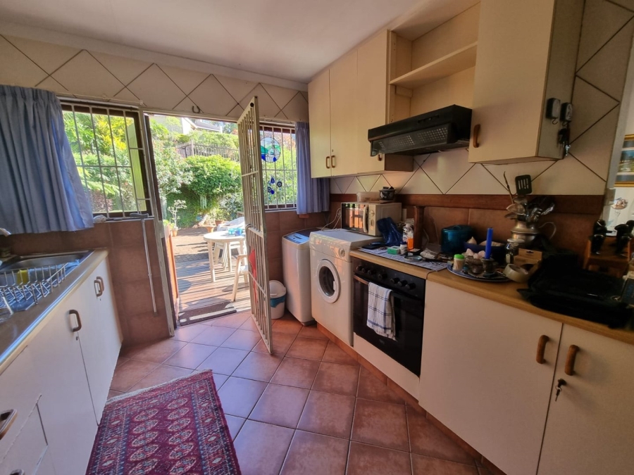 2 Bedroom Property for Sale in Anerley KwaZulu-Natal