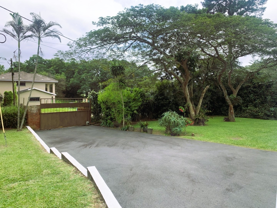 2 Bedroom Property for Sale in Waterfall KwaZulu-Natal