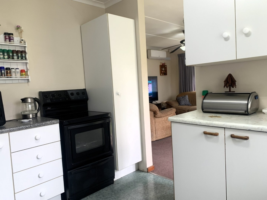 2 Bedroom Property for Sale in Waterfall KwaZulu-Natal