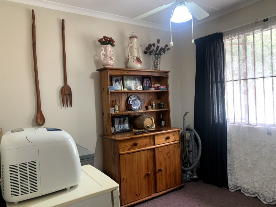 2 Bedroom Property for Sale in Waterfall KwaZulu-Natal
