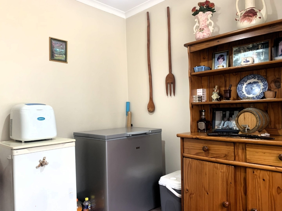 2 Bedroom Property for Sale in Waterfall KwaZulu-Natal