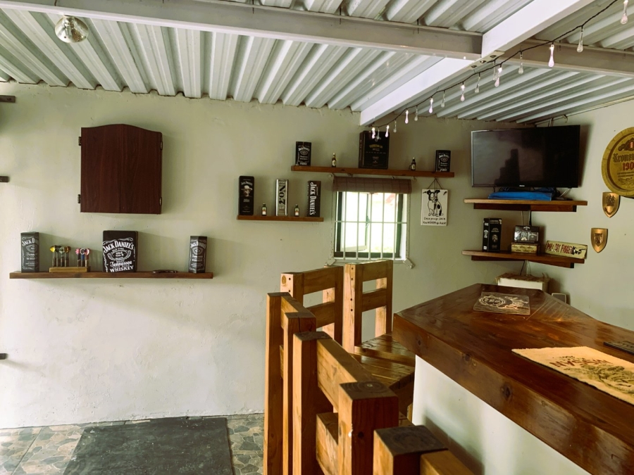 2 Bedroom Property for Sale in Waterfall KwaZulu-Natal